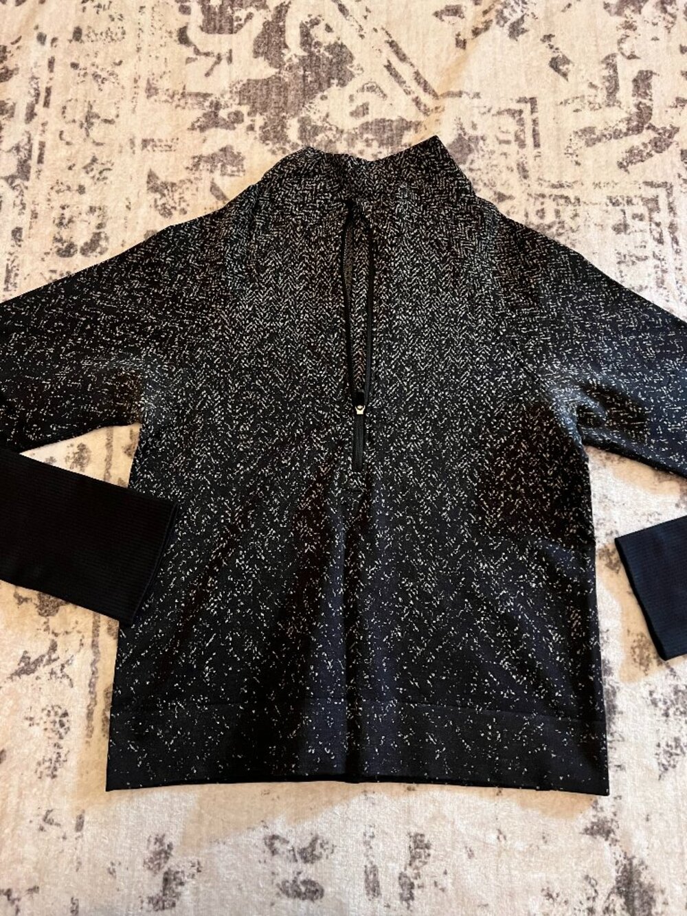 Lululemon Rest Less Cropped 1/2 Zip Herringbone Fade Black / White